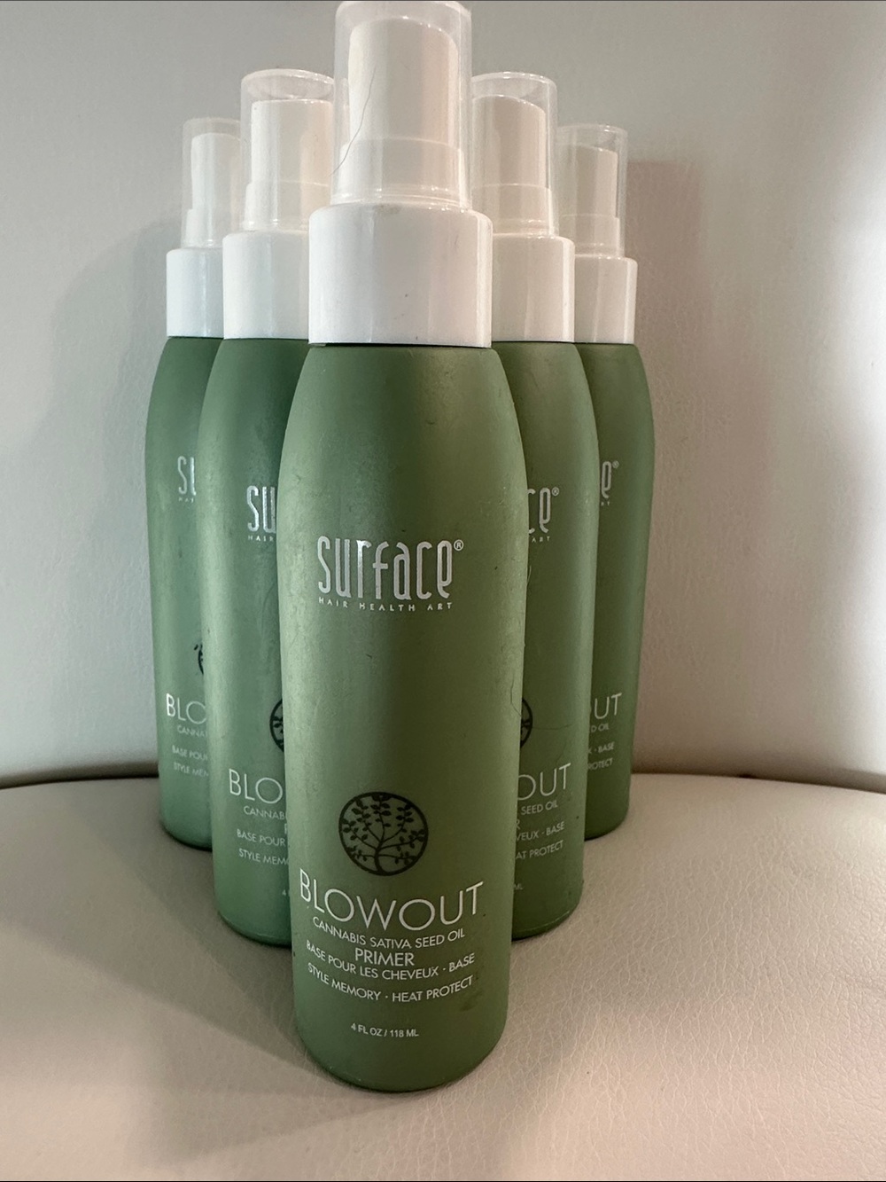 6 Bottles of Surface Blowout Primer Spray -